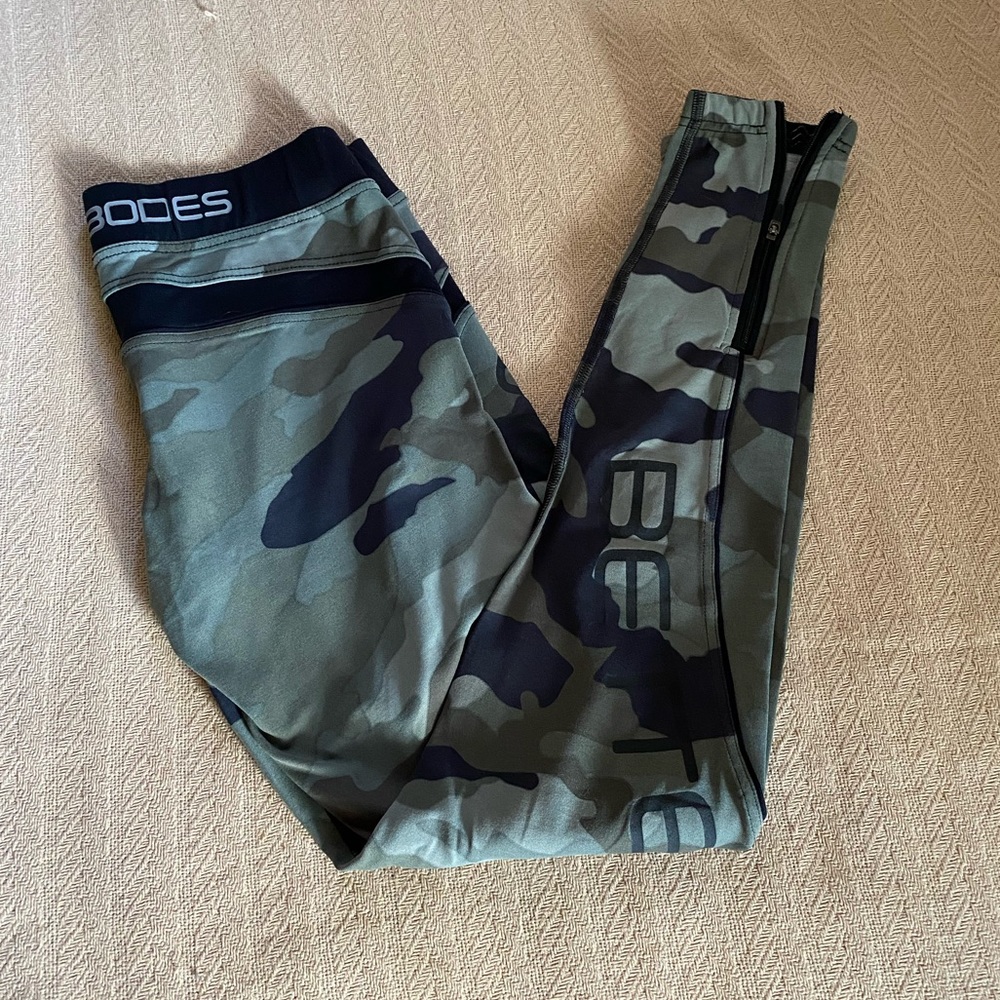 Better Bodies Camouflage Leggings